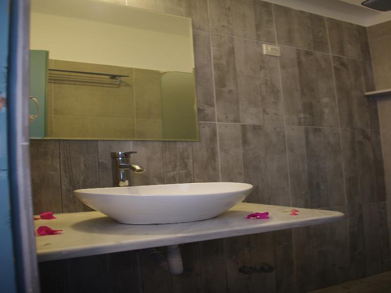 Iris Boutique Hotel Kamári Buitenkant foto
